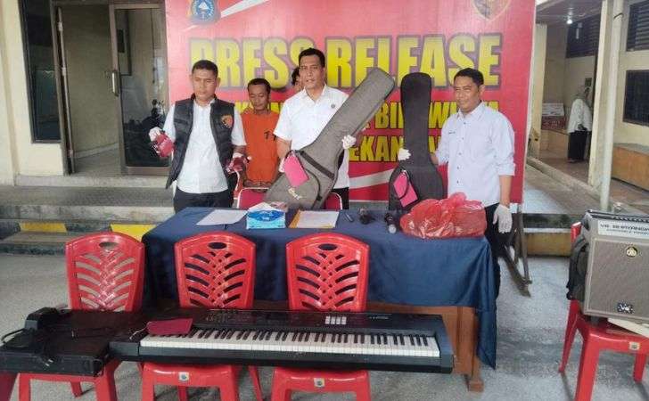 Sopir-Curi-Alat-Musik-Gereja-di-Pekanbaru-2-Rekan-Masih-Buron.jpg