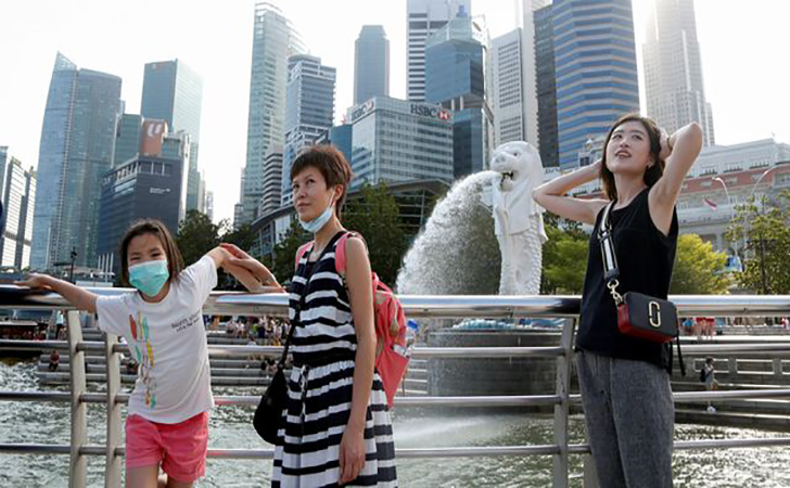Suasana-di-Merlion-Park-di-Singapura-setelah-penetapan-status-level-oranye.jpg
