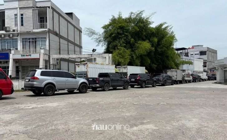 Sudah-Sepekan-BBM-Solar-di-Pekanbaru-Alami-Kelangkaan.jpg