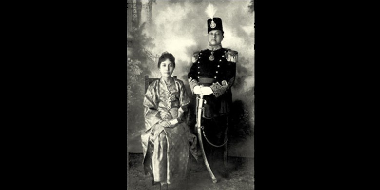 Sultan-Syarif-Kasim-II-dan-Istri.jpg