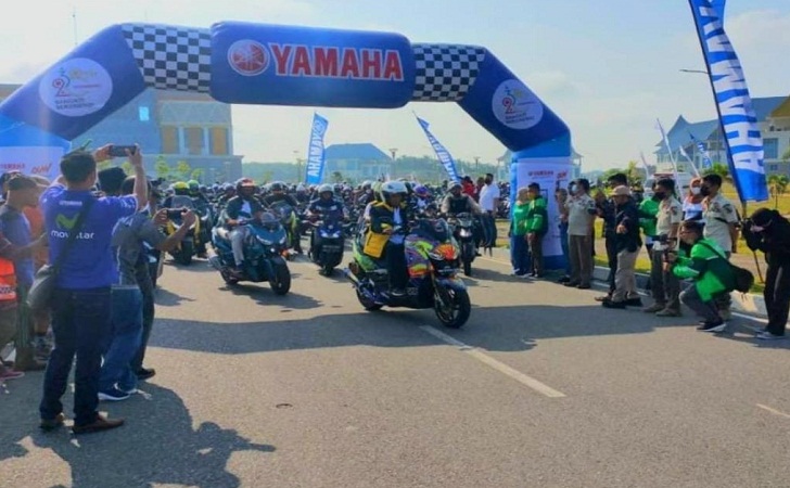 Sunday-Morning-Ride-Yamaha.jpg