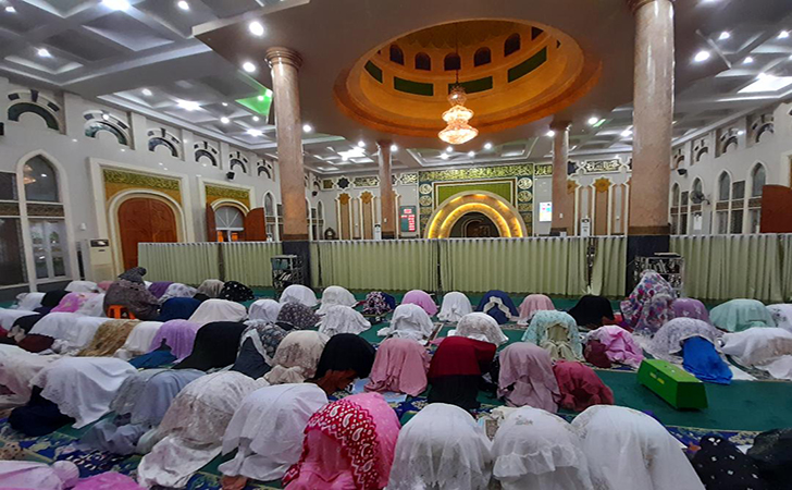 Tarawih-perdana-Ar-Rahman.jpg