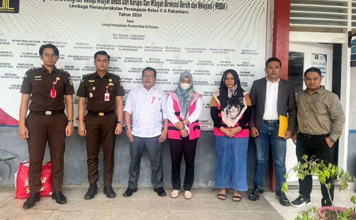 Tersangka-Kasus-Korupsi-BOK-Puskesmas-Rumbio-Diserahkan-ke-JPU.jpg