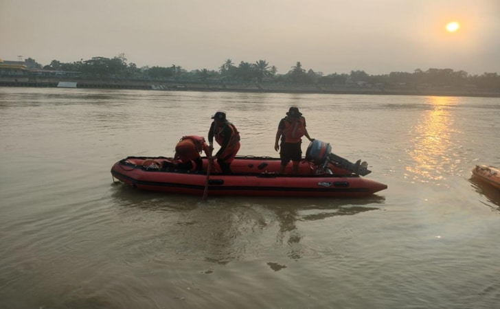 Tim-sar-cari-remaja-di-sungai-pagar.jpg