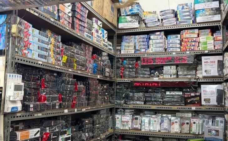 Toko-Elektronik-di-Glodok-Jakarta-Barat.jpg