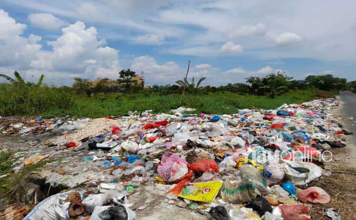 Tumpukan-sampah-di-pekanbaru2.jpg