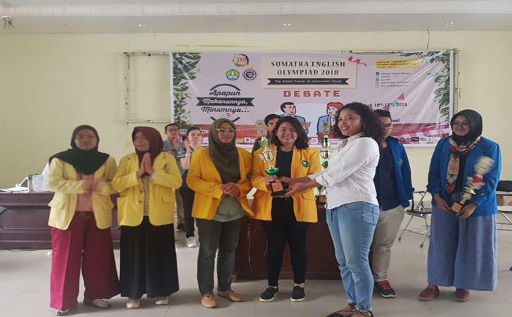 Unilak-menang-lomba-debat.jpg