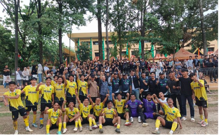 Unilak-vs-uir-sepak-bola.jpg
