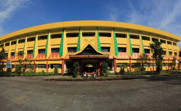 Universitas-Lancang-Kuning-Riau-Unilak.jpg