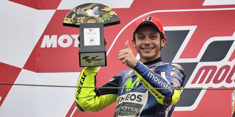 Valentino-Juara-di-Podium.jpg