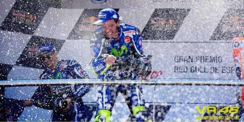 Valentino-Rossi-Juara-di-Jerez-Spanyol.jpg