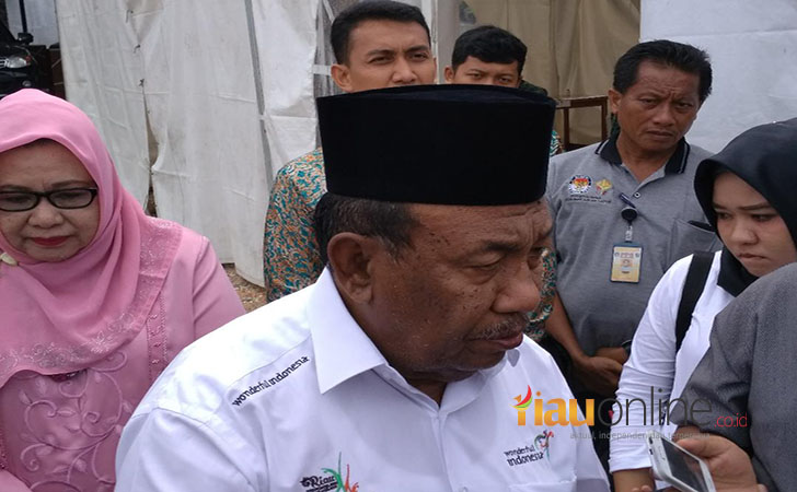 Wakil-Gubernur-Riau-Wan-Thamrin-Hasyim-usai-nyoblos.jpg