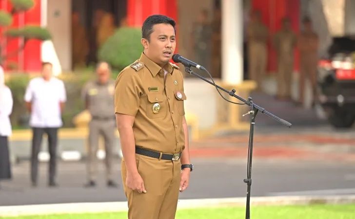 Wakil-Gubernur-Sumatera-Barat-Vasco-Ruseimy.jpg