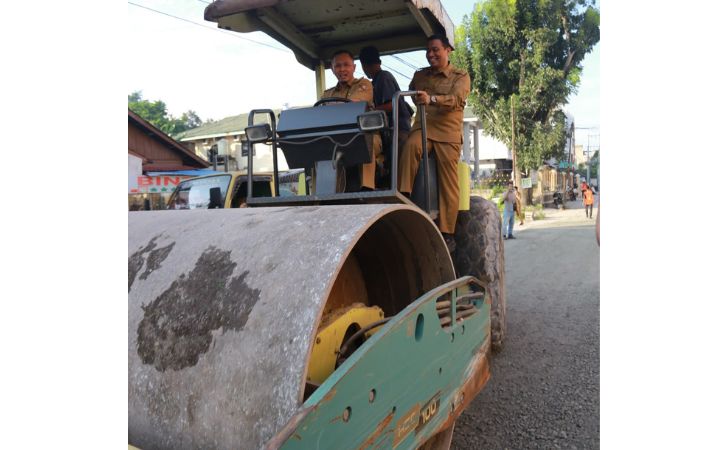 Wako-agung-perbaiki-jalan.jpg