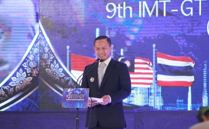Wali-Kota-Pekanbaru-Agung-Nugroho-membuka-IMT-GT-GCMC-2026.jpg