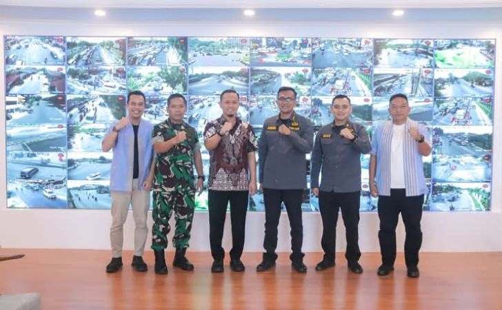 Wali-Kota-Pekanbaru-Apresiasi-Program-TMMD-ke-127-Kodim-0301.jpg