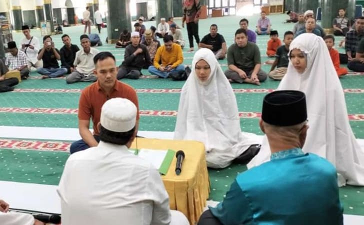 Warga-Pekanbaru-masuk-islam.jpg