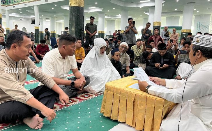 Warga-Pekanbaru-masuk-islam10.jpg