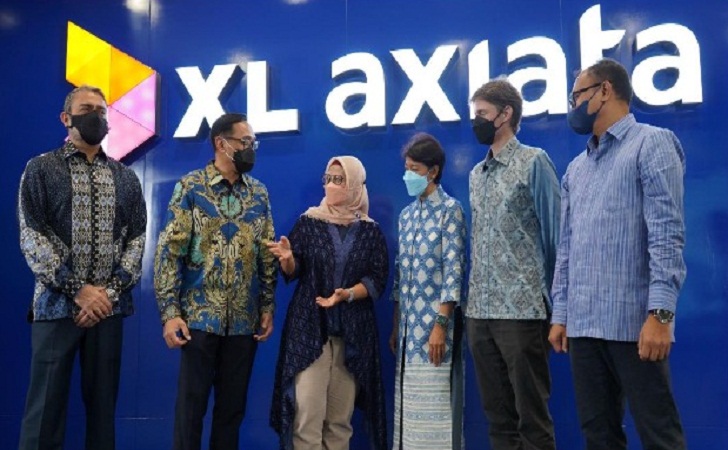 XL-ADV-Rapat.jpg