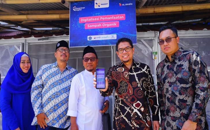 XL-Axiata-ajarkan-budidaya-ke-santri.jpg