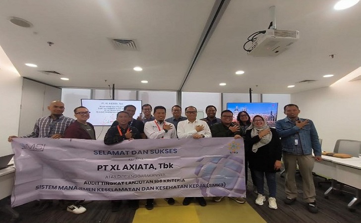 XL-Axiata-raih-bendera-emas.jpg