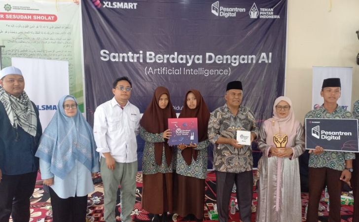XLSMART-Gelar-Pesantren-Digital-di-Sumater.jpg