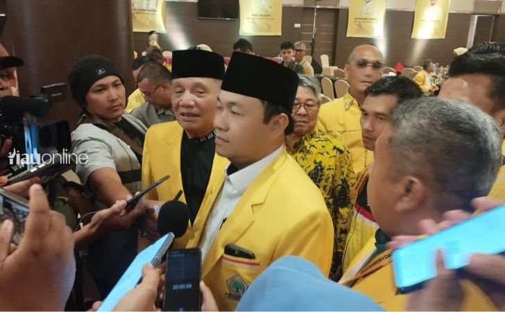 Yulisman-Ketua-DPD-Golkar-Riau.jpg