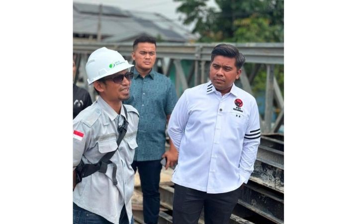 Zulkardi-tinjau-progres-jembatan.jpg