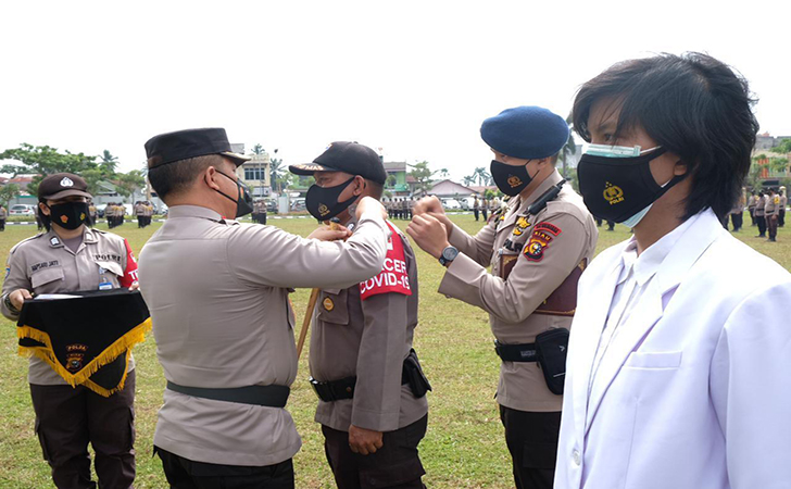 apel-kesiap-siagaan-tenaga-medis-kepolisian.jpg