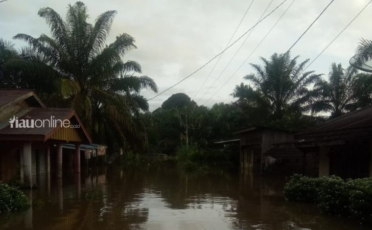 banjir-di-Inhu1.jpg