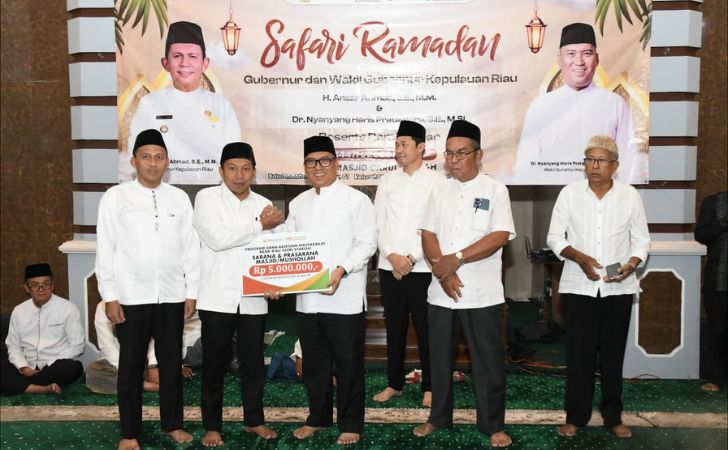 bantuan-csr-brk-di-batam4.jpg