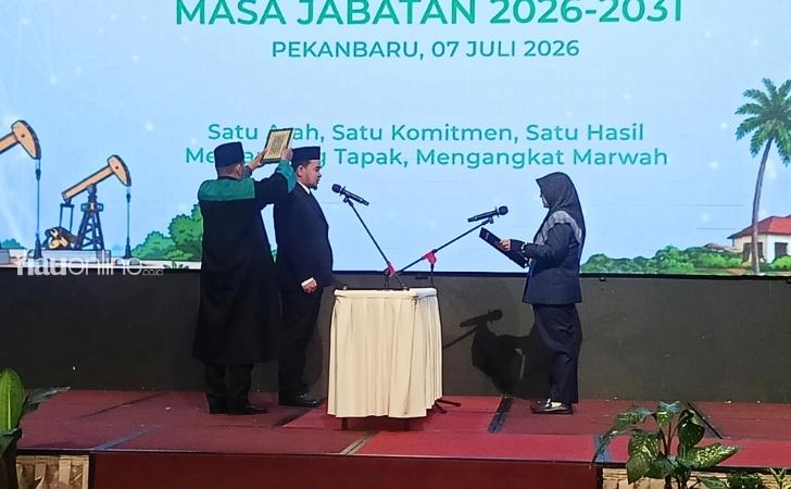 bupati-siak-lantik-direktur-bsp.jpg