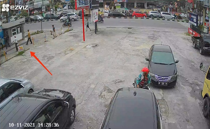 cctv-pengeroyokan.jpg