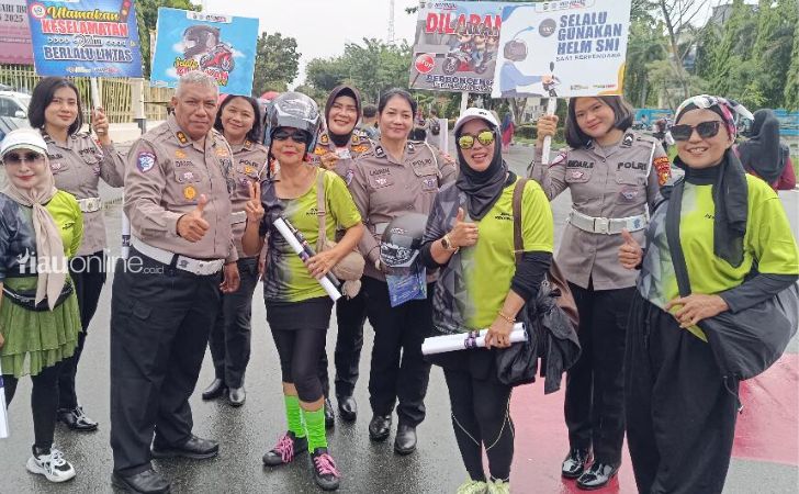 kampanye-ditlantas-di-cfd-pekanbaru2.jpg
