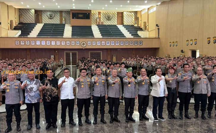 kapolda-riau-saat-kuliah-umum.jpg