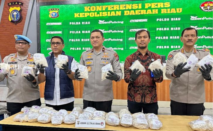 konpres-narkoba-jenis-heroin-di-polda.jpg
