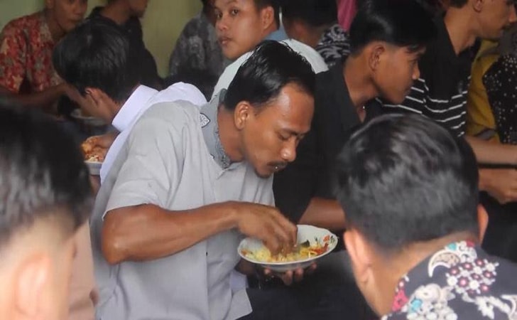 makan-Bajambu.jpg