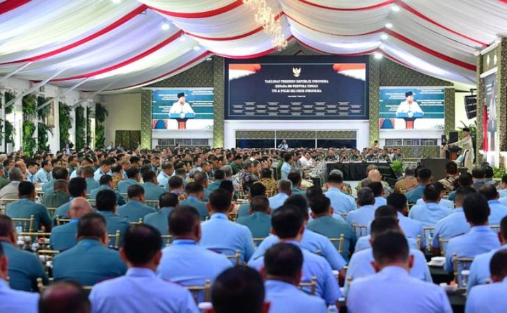 prabowo-kumpulkan-tni-polri.jpg