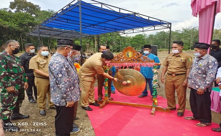 resmikan-pasar.jpg