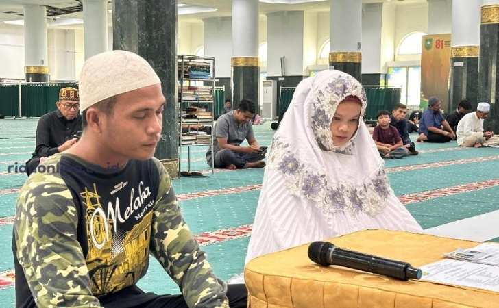 roy-dan-sofi-masuk-islam.jpg