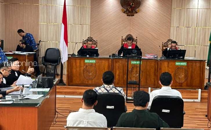 saksi-jpu-kpk-di-sidang-abdul-wahid.jpg