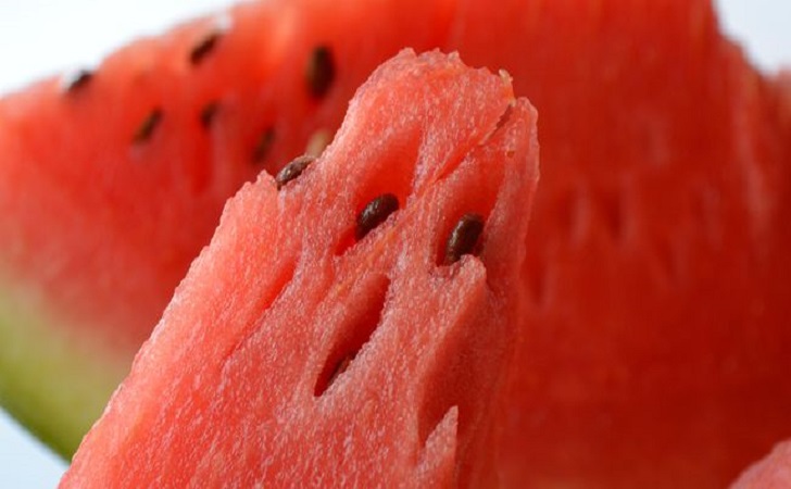 semangka-merah.jpg