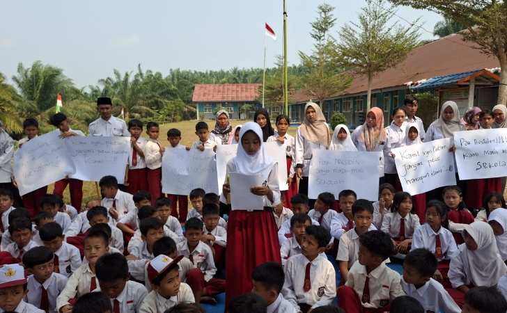 siswa-tulis-surat-untuk-prabowo.jpg