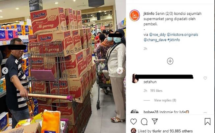 warga-sesaki-supermarket.jpg