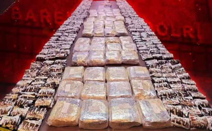 47-Kg-Sabu-dan-20-Ribu-Ekstasi-Gagal-Beredar-dari-Malaysia-ke-Riau.jpg