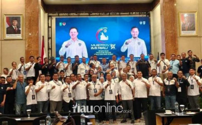 Agung-Nugroho-Kembali-Terpilih-sebagai-Ketua-IMI-Riau-2026-2030-Secara-Aklamasi.jpg