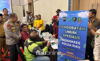 Antusiasme-Tinggi-Peserta-Cek-Kesehatan-Gratis-Polda-Riau-Tembus-2.400-Orang.jpg