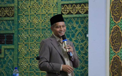 Ayat-Cahyadi.jpg