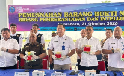BNN-Riau-musnahkan-sabu.jpg