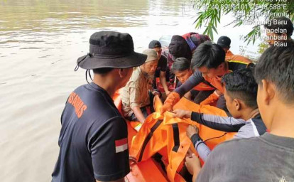 Berawal-Lempar-Sandal-Bocah-9-Tahun-Ditemukan-Tewas-Tenggelam-di-Sungai-Siak.jpg